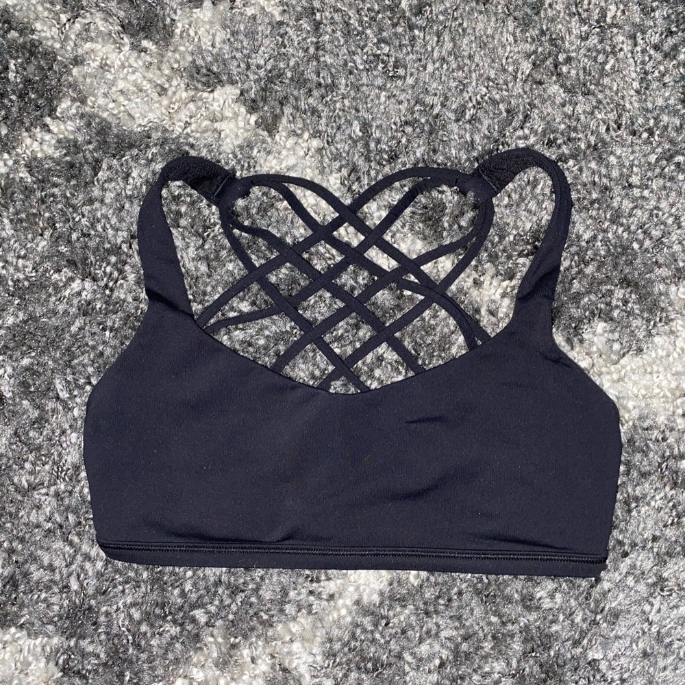 Black lululemon bra